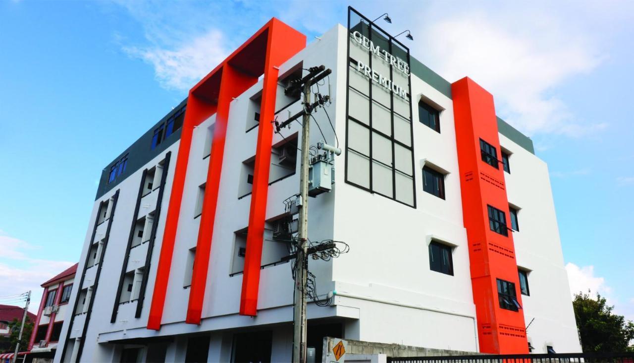 Gem Tree Premium Hotel Chiang Mai Luaran gambar